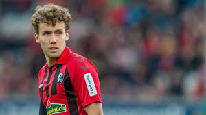 Due to his low centre. 5 Hal Yang Perlu Anda Ketahui Tentang Incaran Chelsea Luca Waldschmidt