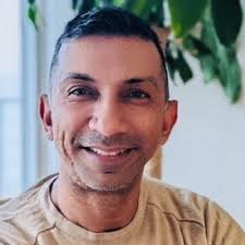 Understanding fundamental principles of physics in a video