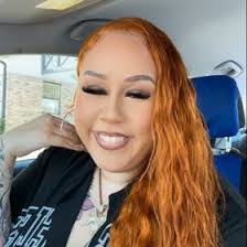 Tatiana Moses's Instagram, Twitter & Facebook