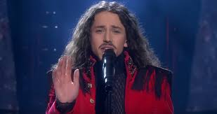 Polish singer michal szpak is asking fans to choose which of two songs should be his potential eurovision 2016 entry. Michal Szpak Odchodzi Z The Voice Of Poland Ma Go Zastapic Rafal Brzozowski