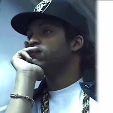 the quality is so bad 😭 but i’m currently secretly wishing i was his rn 🫢  audio by: @Stan :)  #osheajacksonjr#osheajacksonjredit#straightouttacomptonmovie#straightouttacompton#icecube#fyp#foryoupage#ed...