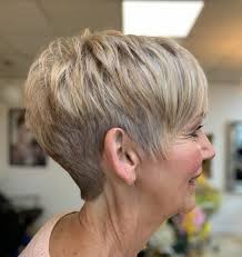 Short bangs hairstyles vary depending on your bangs preferences. 45 Best Short Hairstyles For Thin Hair To Look Cute