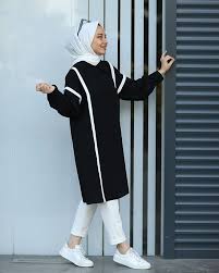 Instagram Da Nowan Store Kampanyali Urun Ipek Krep Tunik 110 Yerine 59 90 Beden Standart Urun Kodu 50 Islami Moda Moda Stilleri Casual Hijab Outfit