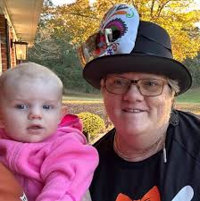 A HIUGE THANK YOU to the Gospel Heirs for coming to sing and play for us  last night. Yall are great and we loved it🎹🎤🎸🎙☔️⛈️🥰🎁