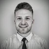 70+ perfiles de «Swayne»