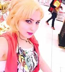 انا دكتورة ارملة صارلي سنتين معي ولد عمره 13 عام مقيمة بفنلندا مثقفه حنونه ومتزنة العقل هادئة الطبع من العمل للبيت قتلتني الوحدة اريد زوج يشاركني حياتي ارمل او مطلق ومفيش مشكلة لو معه. Ø¯Ù„ÙˆØ¹Ø© G 0m0 Twitter
