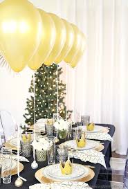 Maris callahan has been blogging about cooking, dining and entertaining since 2008. Holiday Dinner Party Decor Tips