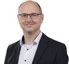 Frank Sperling's Instagram, Twitter & Facebook