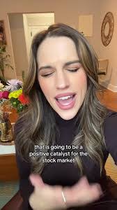 Madison Mills's Instagram, Twitter & Facebook