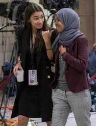 Now, omar is arguing that wearing a hijab is a decision that should be. Muslim Congresswoman Ilhan Omar Makes History By Wearing Hijab Daily Mail Online