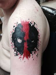 Actually the logo entirely depends on the comic artsists. Deadpool Tattoo Comic Tattoo Deadpool Tattoo Splatter Tattoo