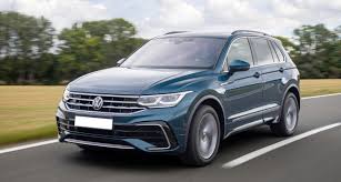 Fra 2021 | 4.900 km | 150 hk | hybrid aut. Volkswagen Tiguan Review 2021 Carwow