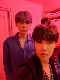 Anjali Nagar's Instagram, Twitter & Facebook