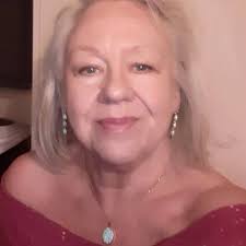 Helen Dodds (@purdy46) • Threads, Say more