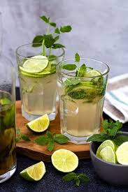 Mojito Recette Pour Une Bouteille De Rhum Avec Images Recette Mojito Recettes De Boissons Recettes De Cuisine