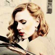 A retro hairstyle usually has waves, curls and puffs that enhance a simple hairstyle. Pin On Celebs