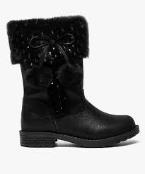 Pour agrémenter la tenue idéale des temps frisquets, vous ferez mieux de choisir la bonne paire de bottes fille pas cher sur lahalle.com. Bottes Et Boots Fille Pas Chers Gemo