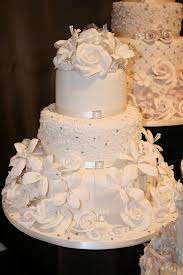 3 T Blossom Lily Bridal Wedding Cakes Wedding Cakes With Flowers Wedding Cake Decorations