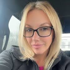 Sara Rock (@mommarockof4)