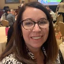 Amanda Archambault's Instagram, Twitter & Facebook