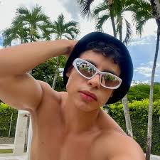 Alejandro Valderrama (@alejandro_valderrama) • Threads, Say more