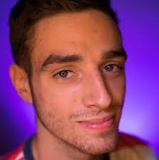 Izabel Sanchez's Instagram, Twitter & Facebook