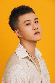 Những ca sĩ đang ở đỉnh cao bỗng mất hút