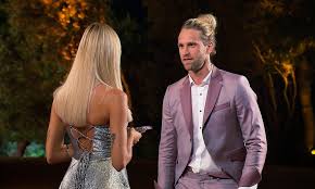 Little do they know that hannah's angels—demi burnett and katie morton from the 23 rd season of the bachelor—are. Bachelorette 2019 Kandidat Ware Bei Dreharbeiten Fast Gestorben