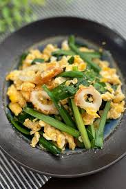 爆速！節約おかず♪ニラ玉ちくわ
