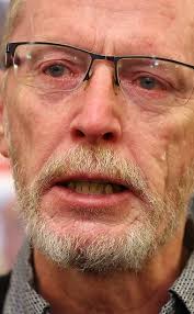 Etiqueta "Thomas Hand" en La Nación