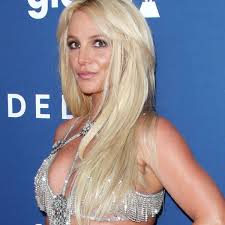 She is credited with influencing the revival of teen pop during the late 1990s and early 2000s, for which she is referred to as the princess of pop.after appearing in stage productions and television series, spears signed with jive records in 1997 at age 15. Britney Spears Says There S More To Know About Her Conservatorship E Online Deutschland