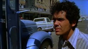 Amazon.com: ¡Alambrista! (The Criterion Collection) [Blu-ray] : Ned Beatty,  Trinidad Silva, Edward James Olmos, Robert M. Young, Julius Harris, Robert  M. Young: Movies & TV