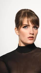 YYC Headshot Photographer — Elly Mae Photography