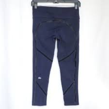 Alo Yoga Blue Cropped Leggings With Mesh Detail Size Small Note Peeling On The L In Alo Logo See Photo Otherwise Overall G Alo Yoga Mesh Leggings Leggings