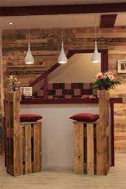 Semplici Belli Ed Economici Gli Sgabelli Realizzati Con Bancali In Legno Stanno Conquistando Gli Amanti Idea Di Decorazione Pallet Di Legno Sgabelli Di Legno