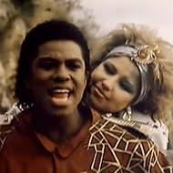 Jermaine Jackson & Pia Zadora: When the Rain Begins to Fall (Music Video  1984)