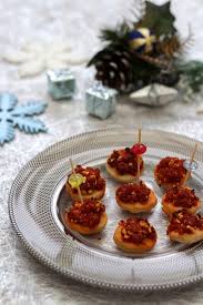 Medaillons De Boudin Blanc En Crumble De Chorizo Et Noisettes Recette Apero Dinatoire Facile Boudins Blancs Apero Noel Boudin Blanc