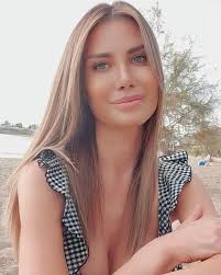 Hola amor 💘❤️ beijo ❤️ todo bem com vc amor 💘❤️