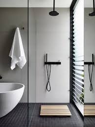 minimal bathroom with garden view gallery australian interior design awards badkamer design badkamer badkamer modern