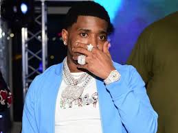 Yfn Lucci Removes Diamond Grill Revealing Real Teeth Twitter Can T Handle It Hiphopdx 18k si flooded diamond grillz. yfn lucci removes diamond grill