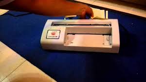 The galaxy professional automatic a3 business card cutter can cut 6 different card sizes.add up to 12 x a3 sheets into the feeding tray, select the card size to be cut, select the amount of cards to be produced and press start.the machine will feed the. Business Card Cutter Automatic Binding Machine Electric Cutter 90 54mm 220v Youtube