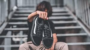 Check spelling or type a new query. Kotak Kasut Mega Sale 7 7 Kasut Vans Promosi Tutup Facebook