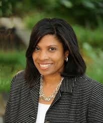 Traci Jenkins's Instagram, Twitter & Facebook