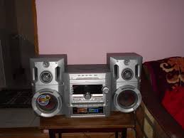Comparati preturile magazinelor online la pickupuri gasiti cel mai mic pret, si cumparati cel mai ieftin pickup din magazinul preferat. Vand Combina Audio Lg Cu 2 Boxe Radio Cd 3 Cd Caseta Audio La Pret Foarte Bun Arhiva Okazii Ro