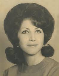 Leanna Briggs's Instagram, Twitter & Facebook