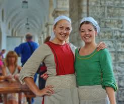 4 tage lang wird auch mittels livestream aus estland berichtet, uwe hølli und bernhard schmid sitzen wie gewohnt an den mikrofonen # austrianathletics Tracht Aus Dem Mittelalter So Gesehen In Tallinn Estland Foto Bild Kunstfotografie Kultur Brauche Motive Bilder Auf Fotocommunity