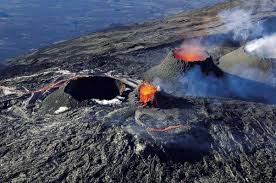 Piton de la fournaise is a shield volcano on the eastern side of réunion island (a french overseas department and region) in the indian ocean. Piton De La Fournaise Carte De La Reunion