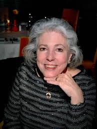 Sandra Briscoe's Instagram, Twitter & Facebook