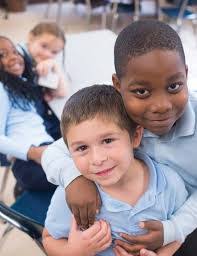 Lisa Ballerini's Instagram, Twitter & Facebook