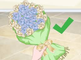 Anda juga dapat memanfaatkan air pemupukan bunga mawar dapat dilakukan setiap 2 minggu sekali dengan menggunakan jenis. 3 Cara Untuk Mewarnai Mawar Wikihow